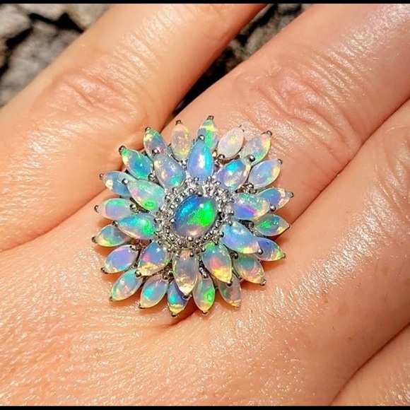 Jewelry - Gorgeous genuine opal floral cluster sterling silver ring size 7